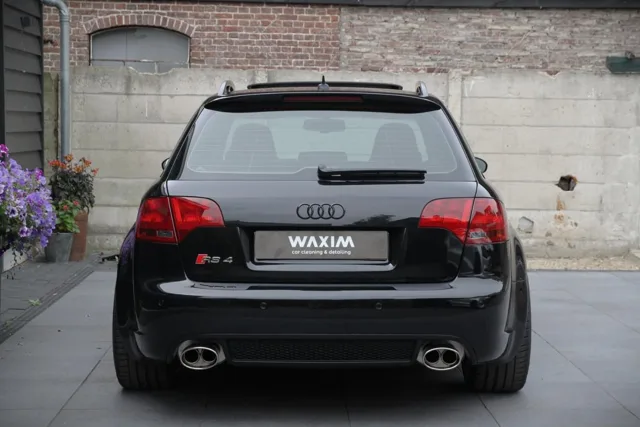 Audi RS4 B7 Avant · 05