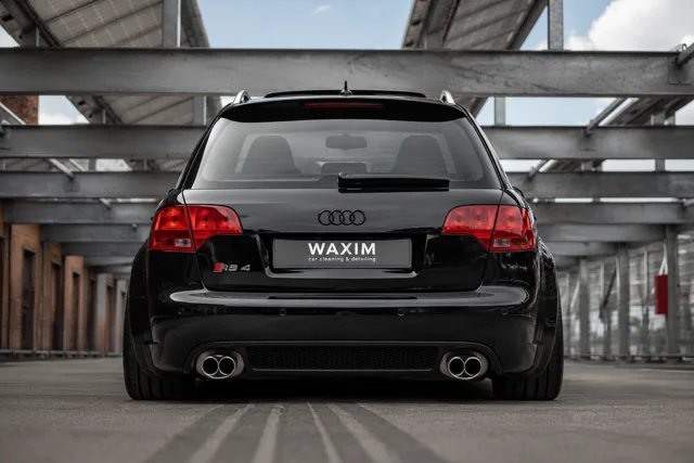 Audi RS4 B7 Avant · 06