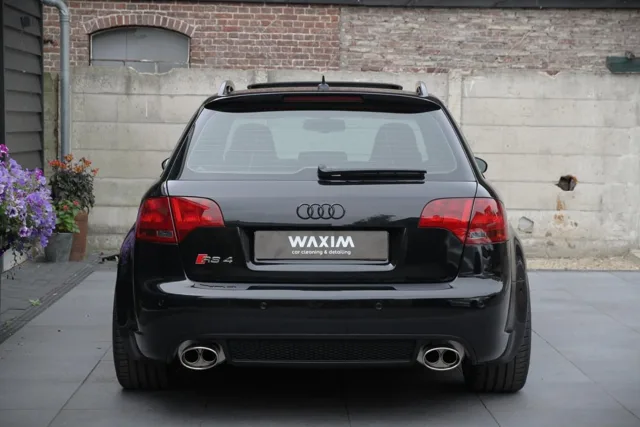 Audi RS4 B7 Avant · 14